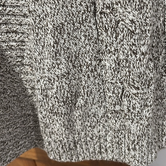 Cardigan - Picture 5 of 5